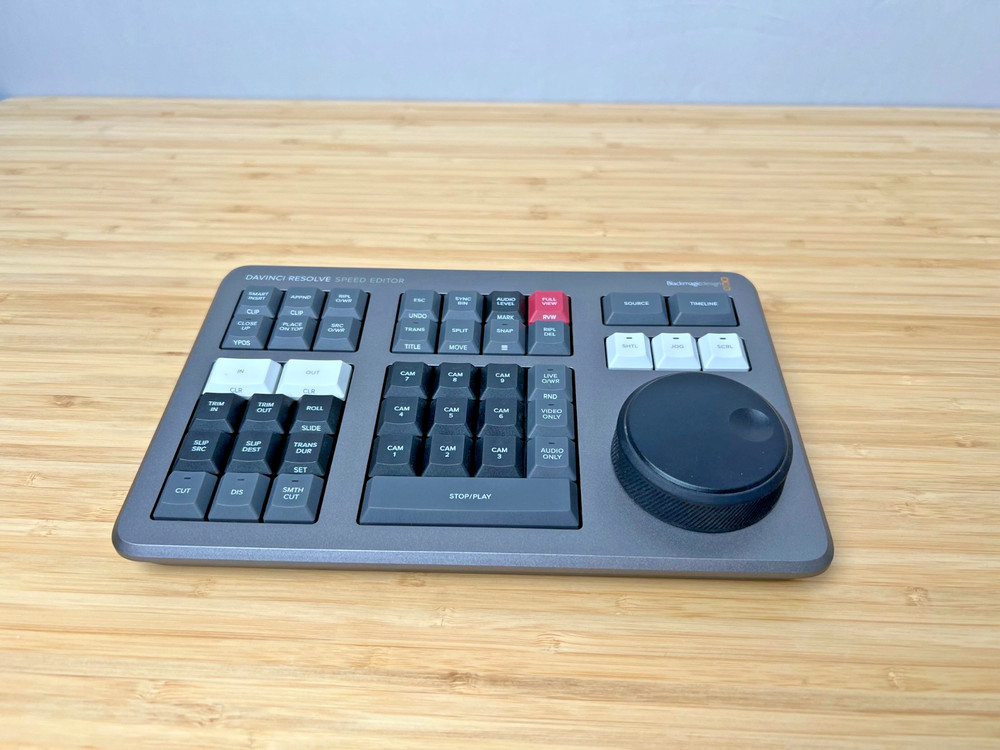 Blackmagic DaVinci Resolve Speed Editor – Excellent Condition – No License Key