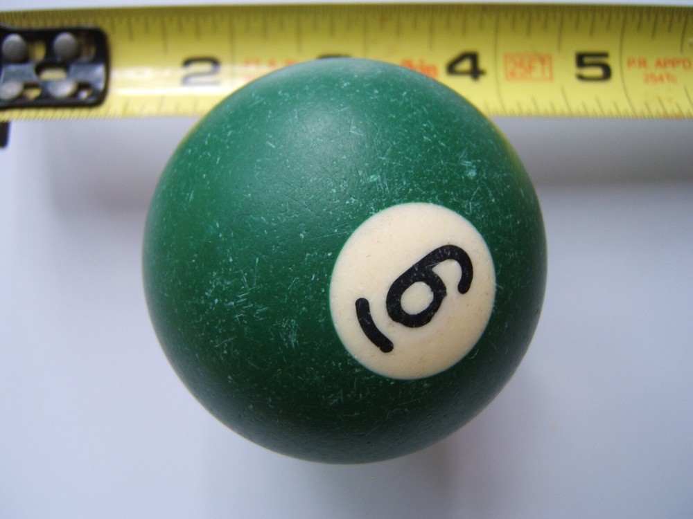 Billiard/Pool Balls / Individual replacement / 2 1/4" diameter / No. 6
