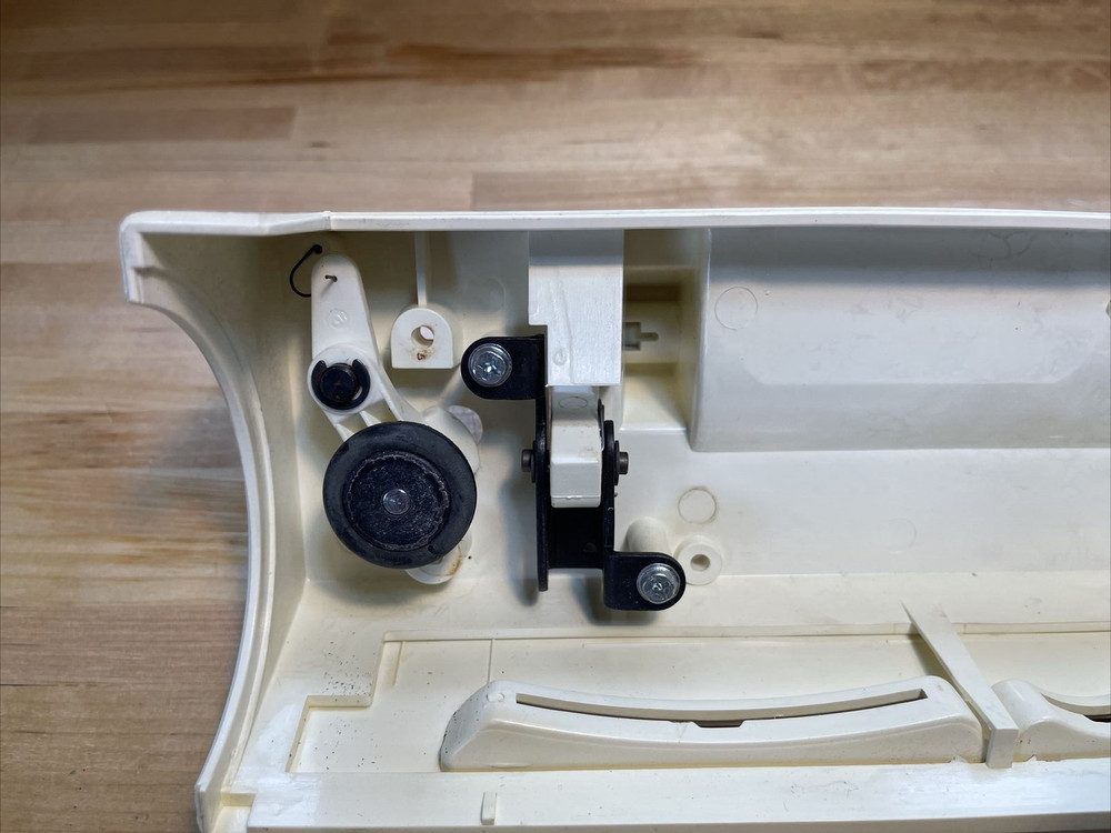 Singer Merritt 4525 Top Case Assembly. Handle Front face ...