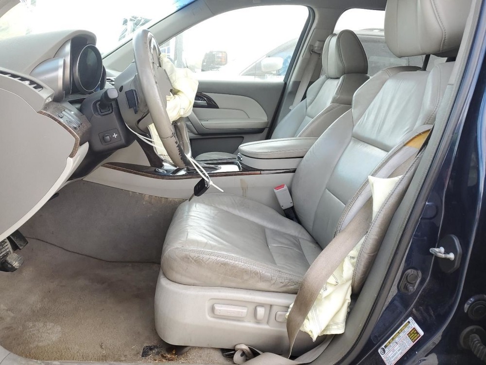 MDX 2011 Glove Box 4658115