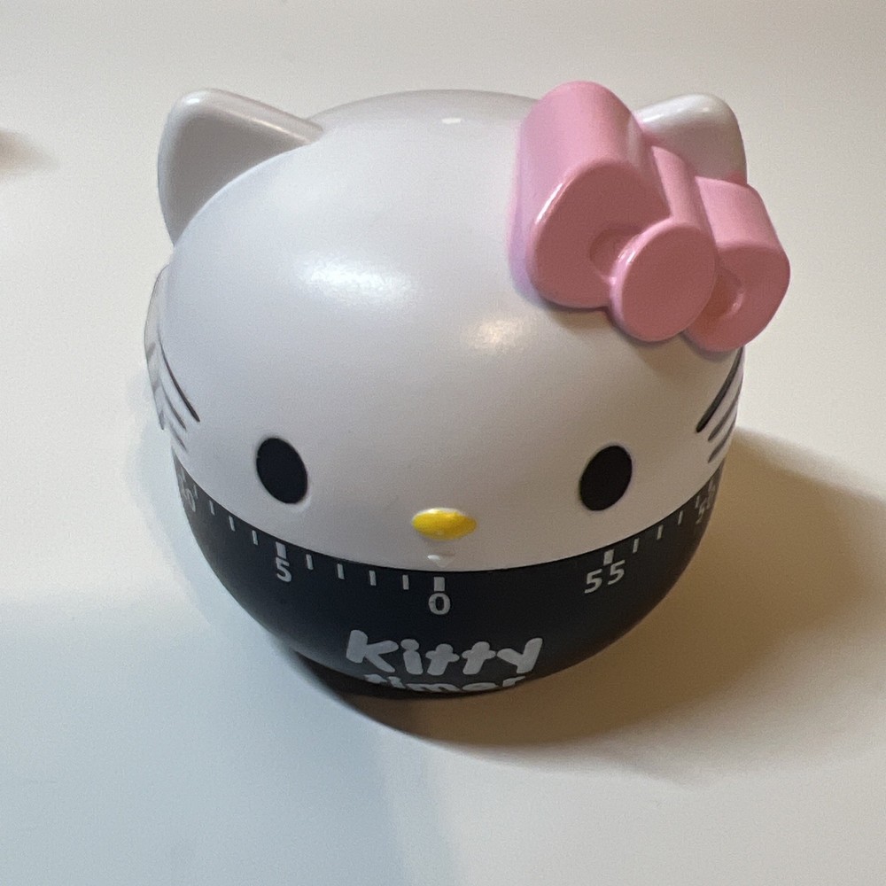 Hello Kitty kitchen timer  READ Description