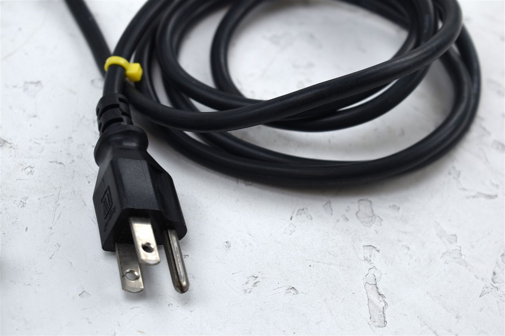 Oriel Electronic Shutter Controller Model: 76995