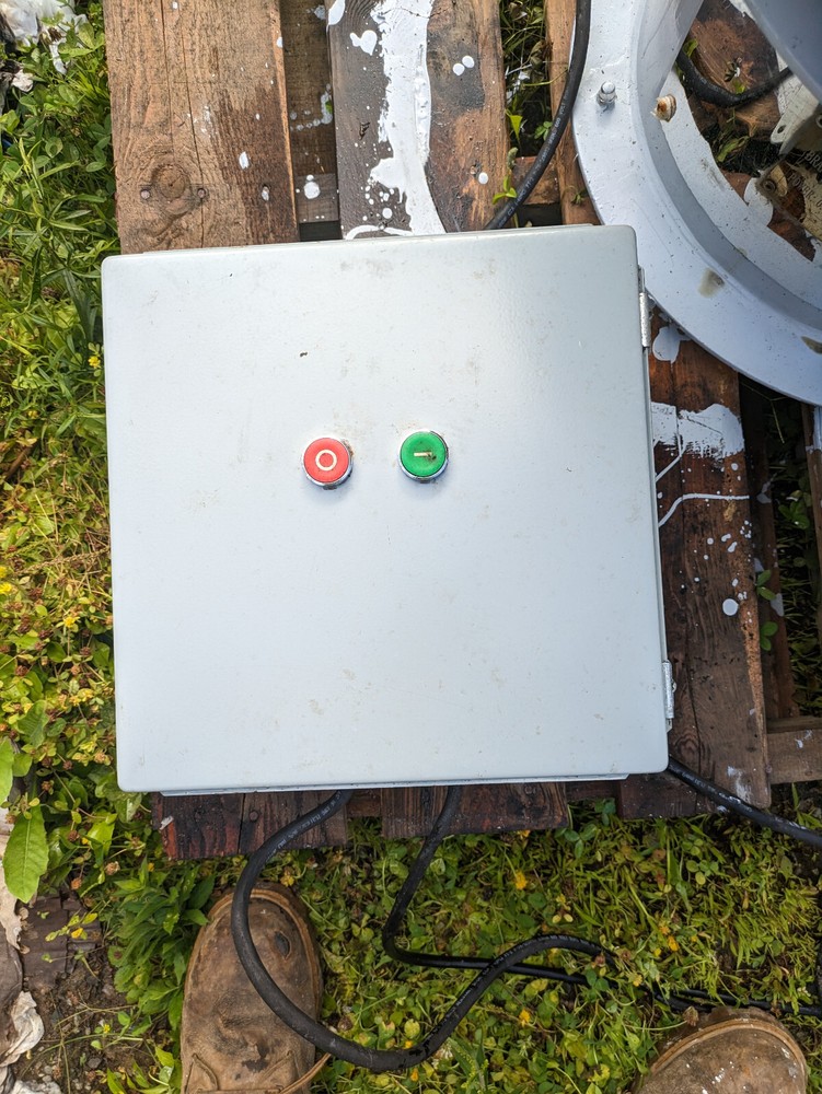 Saken 24" vibratory sifter/seive/separator w-extras