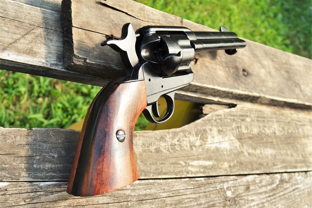 Non-Firing Denix Replica M1873 Colt Revolver - Gunslinger - Single Action Army