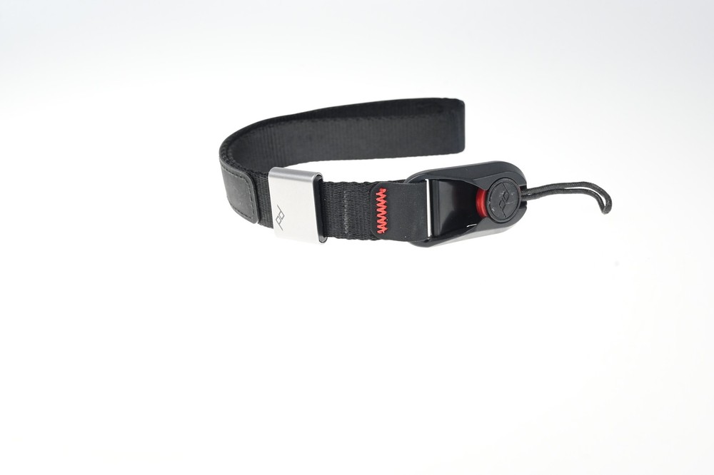 Peak Design Wrist Cuff Strap Black Red #G324