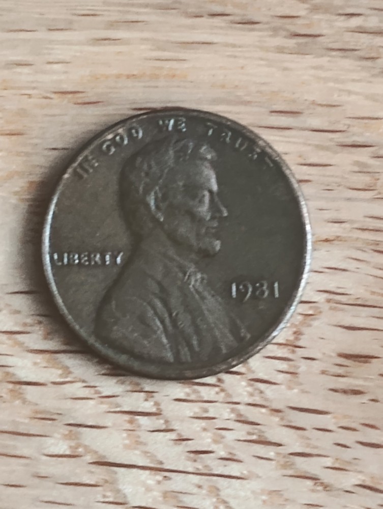 1981 Lincoln Penny - No Mint Mark !