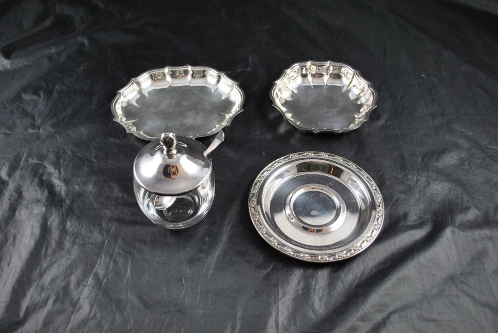 Vintage Lot Of 4 Silver Plate Bowl Jelly Saucer Rogers International Chippendale