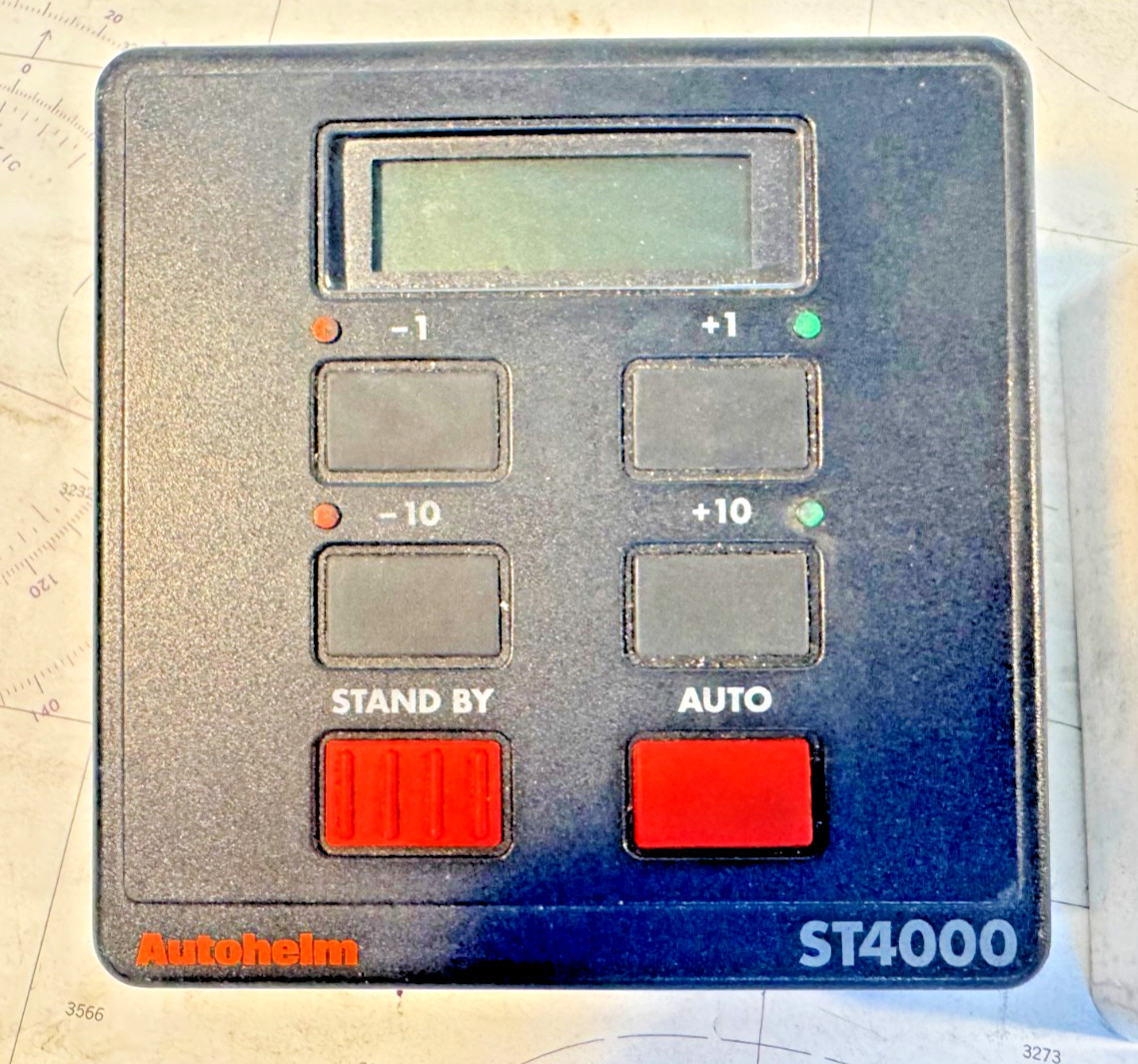 Autohelm ST4000 Autopilot Control Unit Z140 Raytheon Raymarine Controller SeaTal