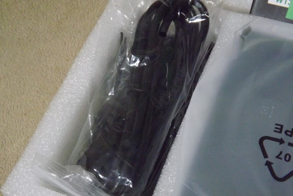 Ci Best Video Projector - LED Source - USB, HD, VGA W13