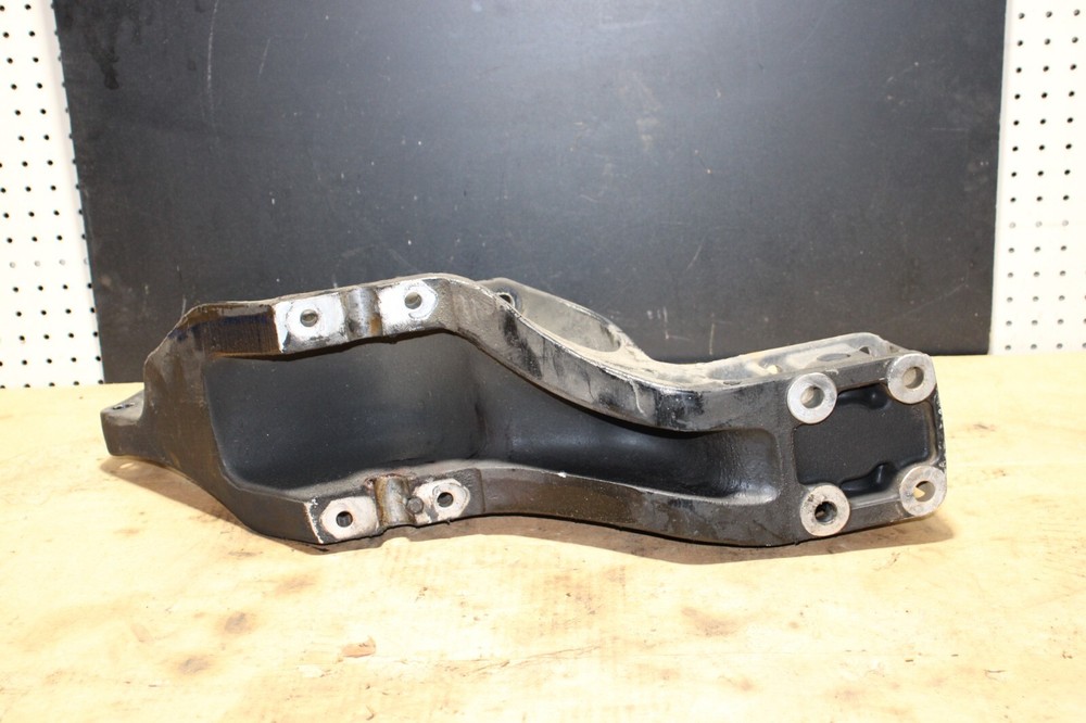 2017 Peterbilt Spring Hanger LH