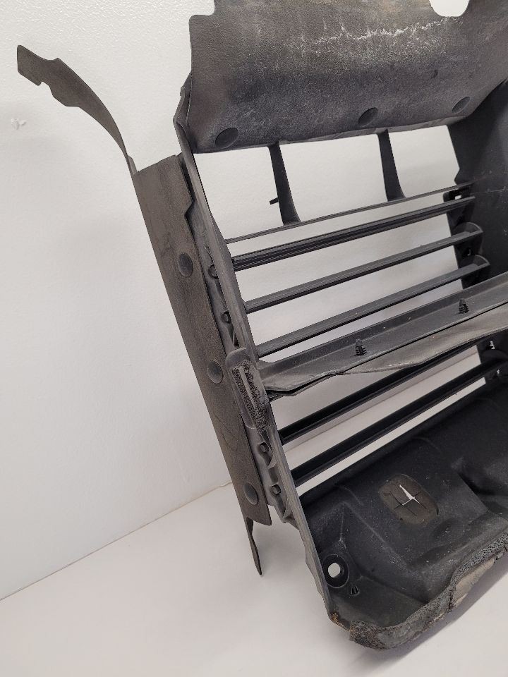 2014 Dodge Ram 1500 Air Shutter