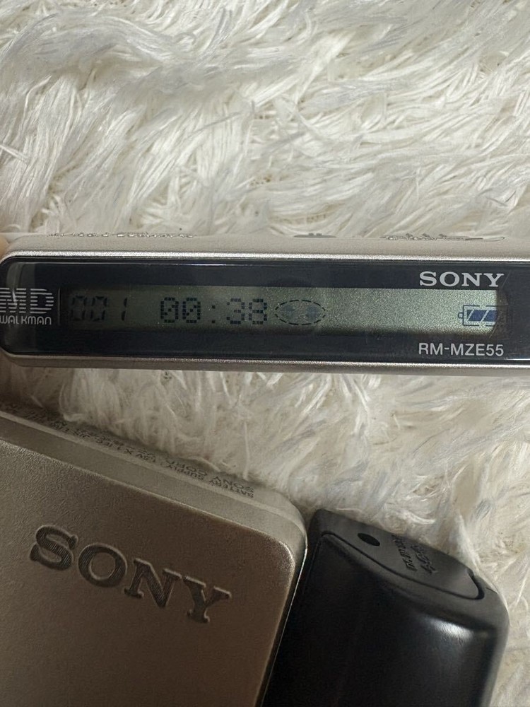 Sony MZ-E55 MD Walkman Minidisc #0004