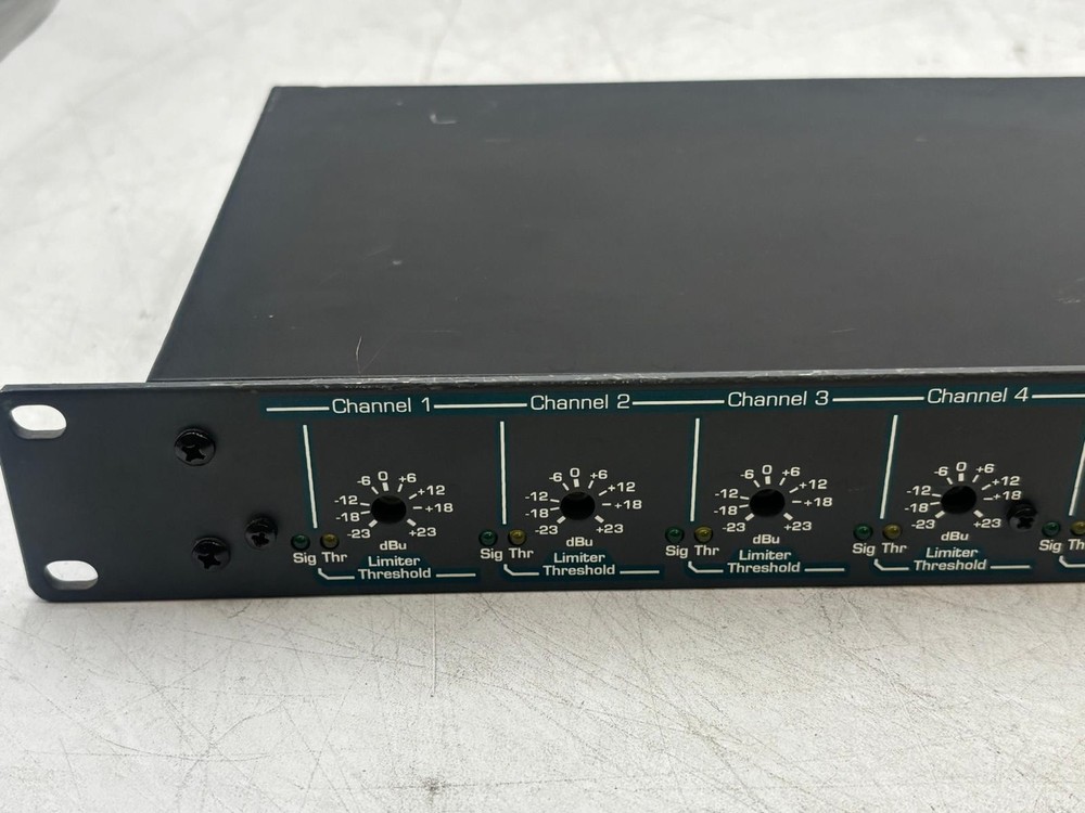 Ashly VCM-88 Eight Channel Matrixing Level Controller