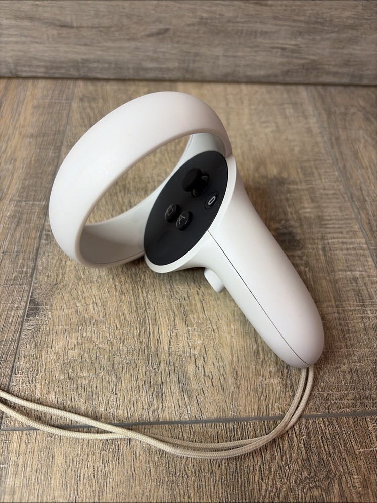Genuine OEM Original Meta Oculus Quest 2 VR RIGHT Touch Controller Only - Tested