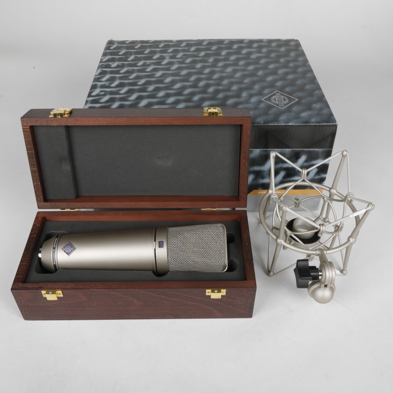 NEUMANN U 87 AI Switch Studio Multipattern Large Diaphragm Condenser
