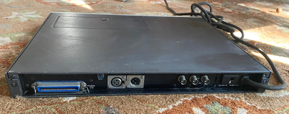 Sony BVG-1500 Rack Mounted Time Code Generator PAL Video Format Very Good