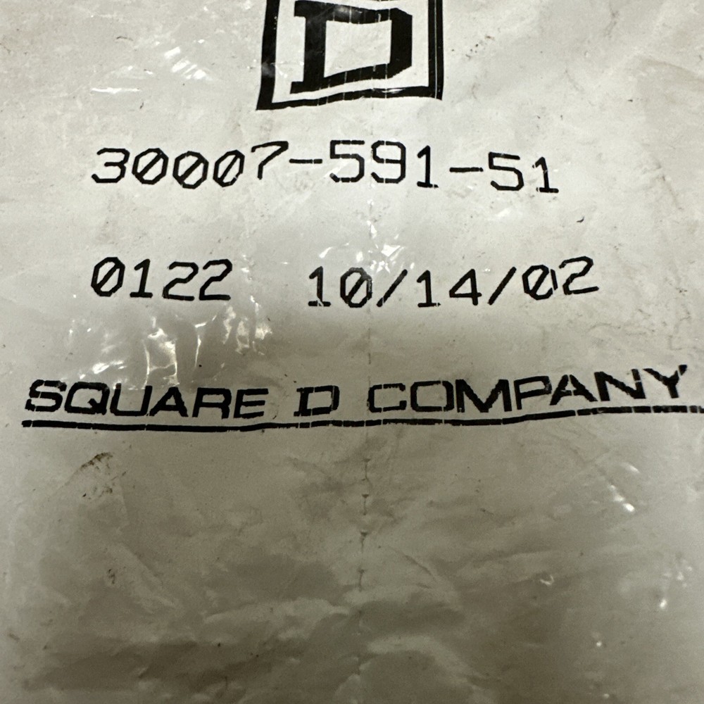 Square D,30007-591-51,Gasket and Bracket