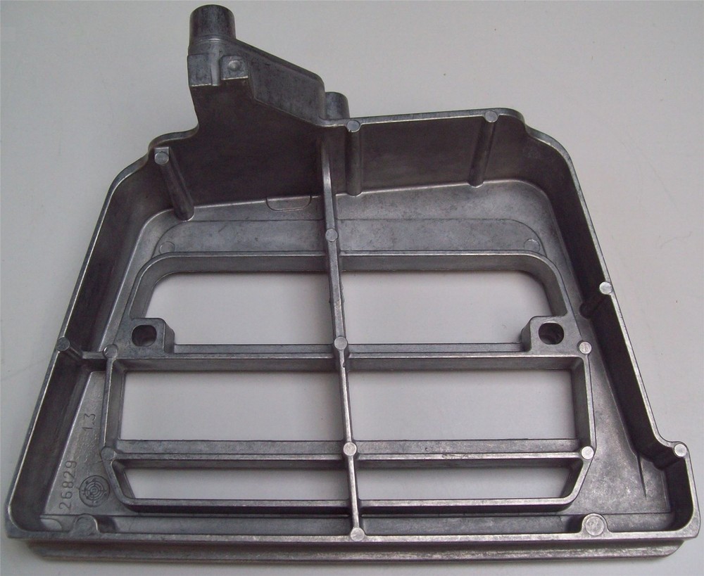 Fits DAF LF CF XF Step Bracket Right 1638481 2001 onward