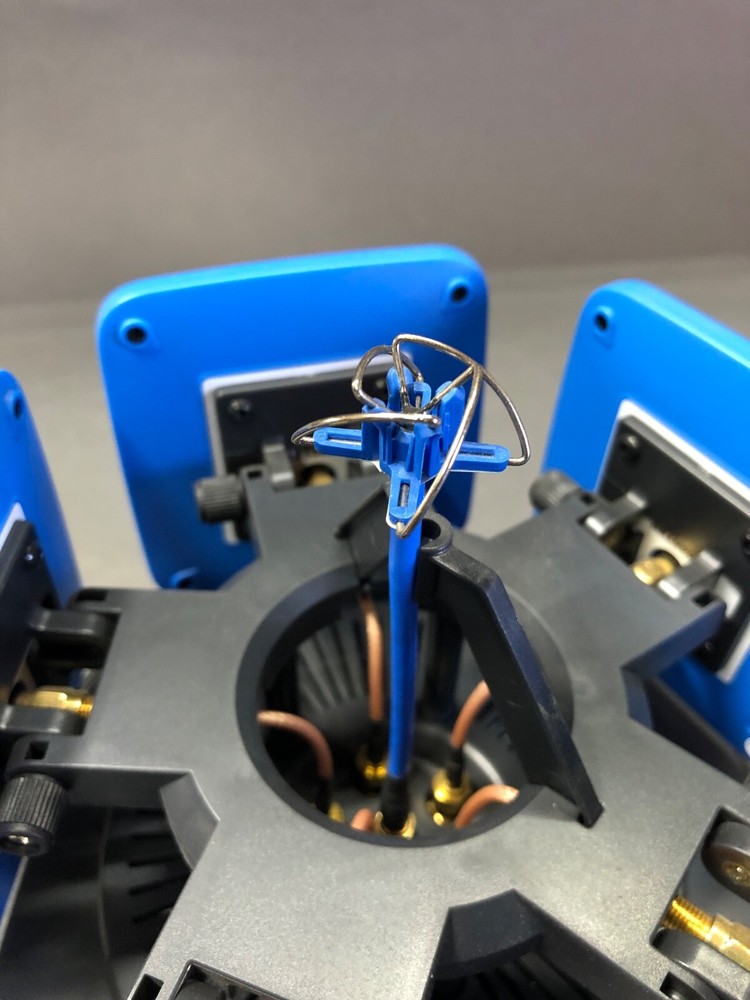 Quantum Hextronik Antena