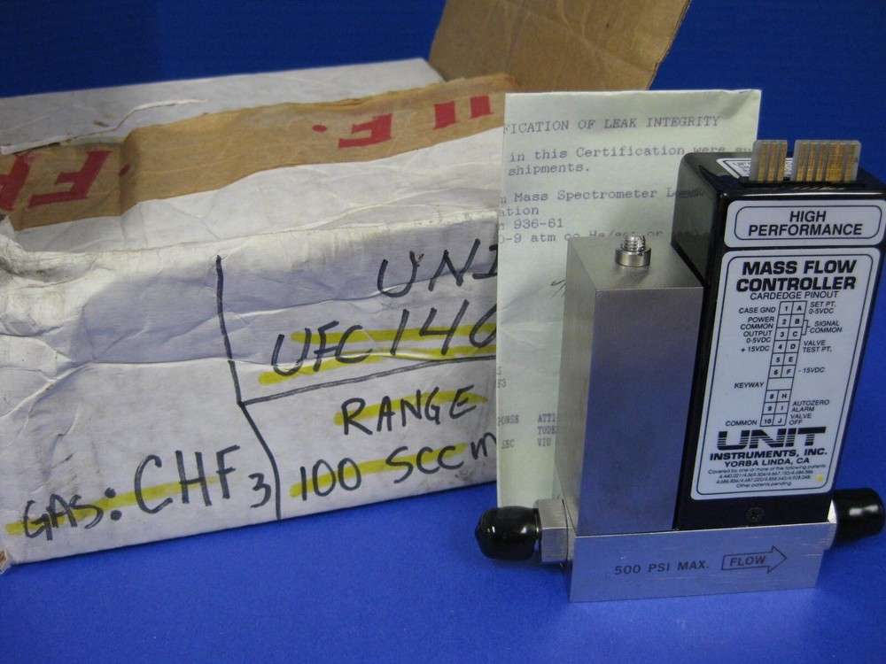 Unit UFC-1400A Mass Flow Controller, CHF3, 100 SCCM, Refurbished