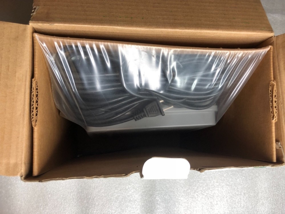 702899 Titan Controls Spartan Series 8 Light Controller 240V -Timer Control NEW