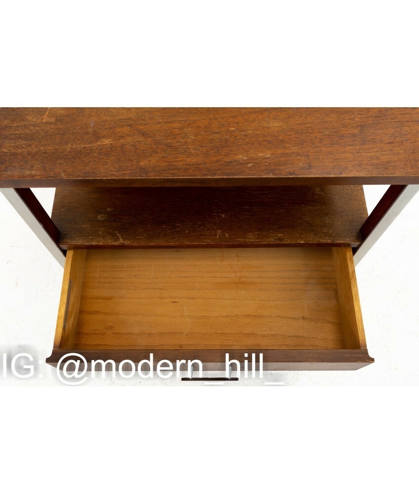 Paul McCobb for Calvin Linear Mid Century Side End Table