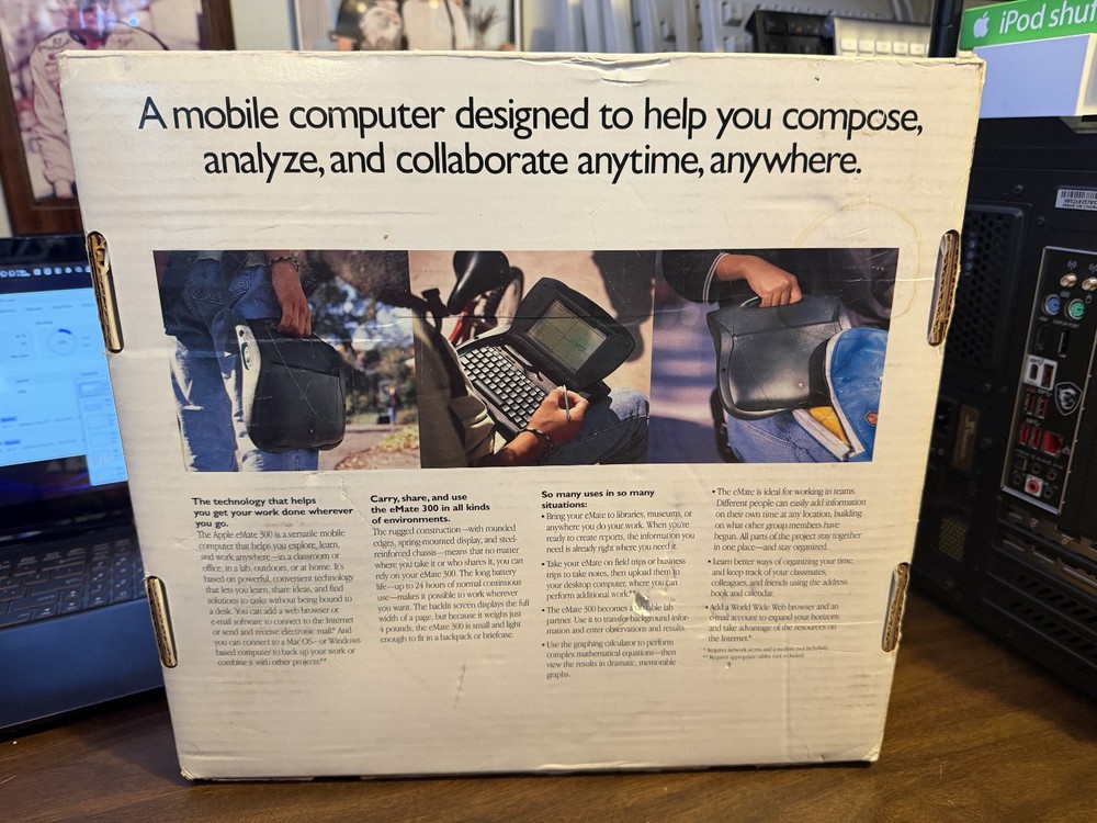 Apple Newton eMate 300 Computer Complete In Box