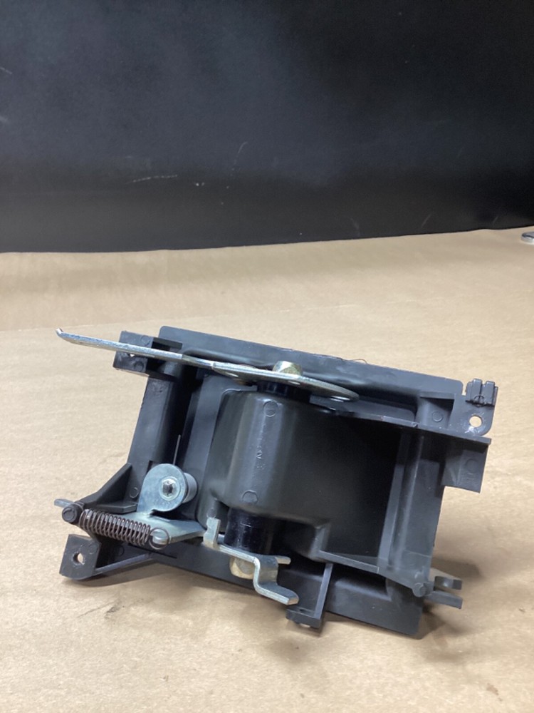 On/Off Disconnect Breaker Switch / Lever Switch #120G85PR7