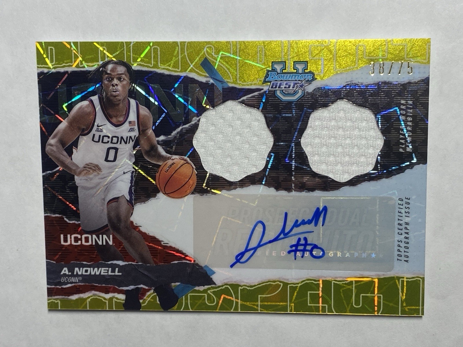 UConn Huskies Basketball Premium 17-Card Collection Lot Autos #d Parallels SP