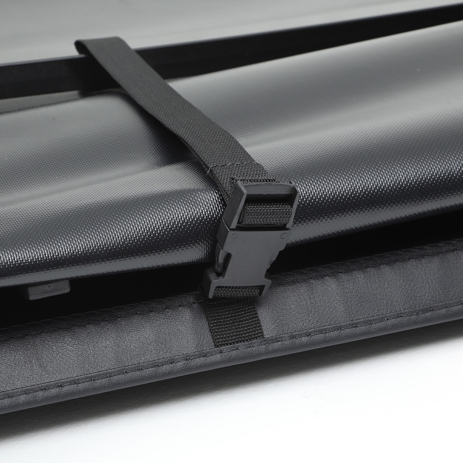 Soft Tri-Fold Tonneau Cover for 2024 2025 Toyota Tacoma 5ft Truck Bed w/ Lamp