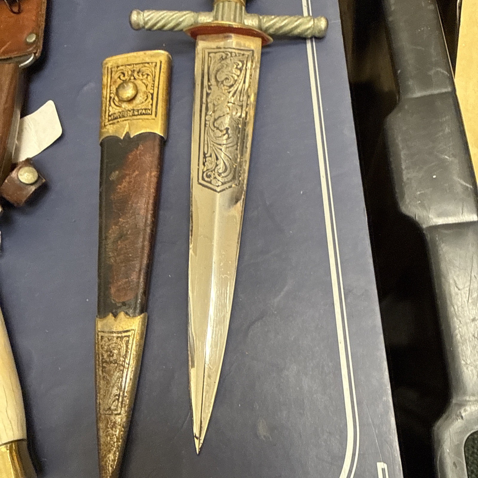 ANTIQUE TOLEDO SPANISH PLUG BAYONET DAGGER