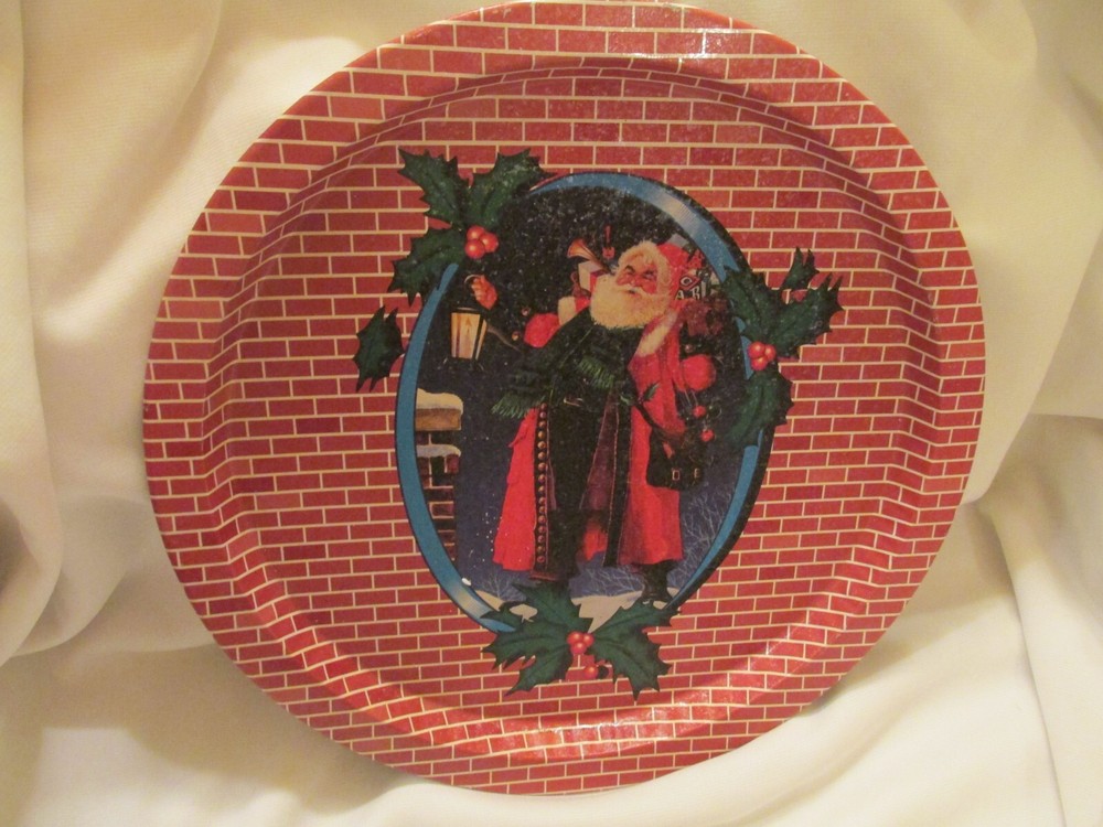 1993 Santa 13" Round Metal Serving Tray