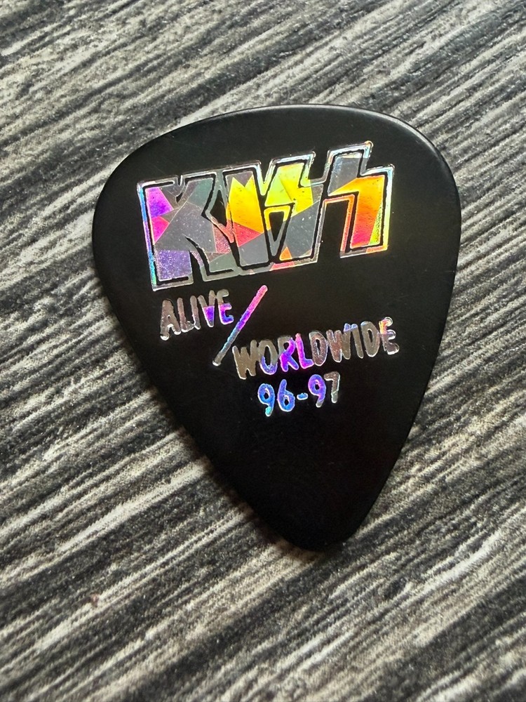 Kiss Guitar Pick PAUL STANLEY Alive Reunion Tour Black Silver Dash Vintage Kiss