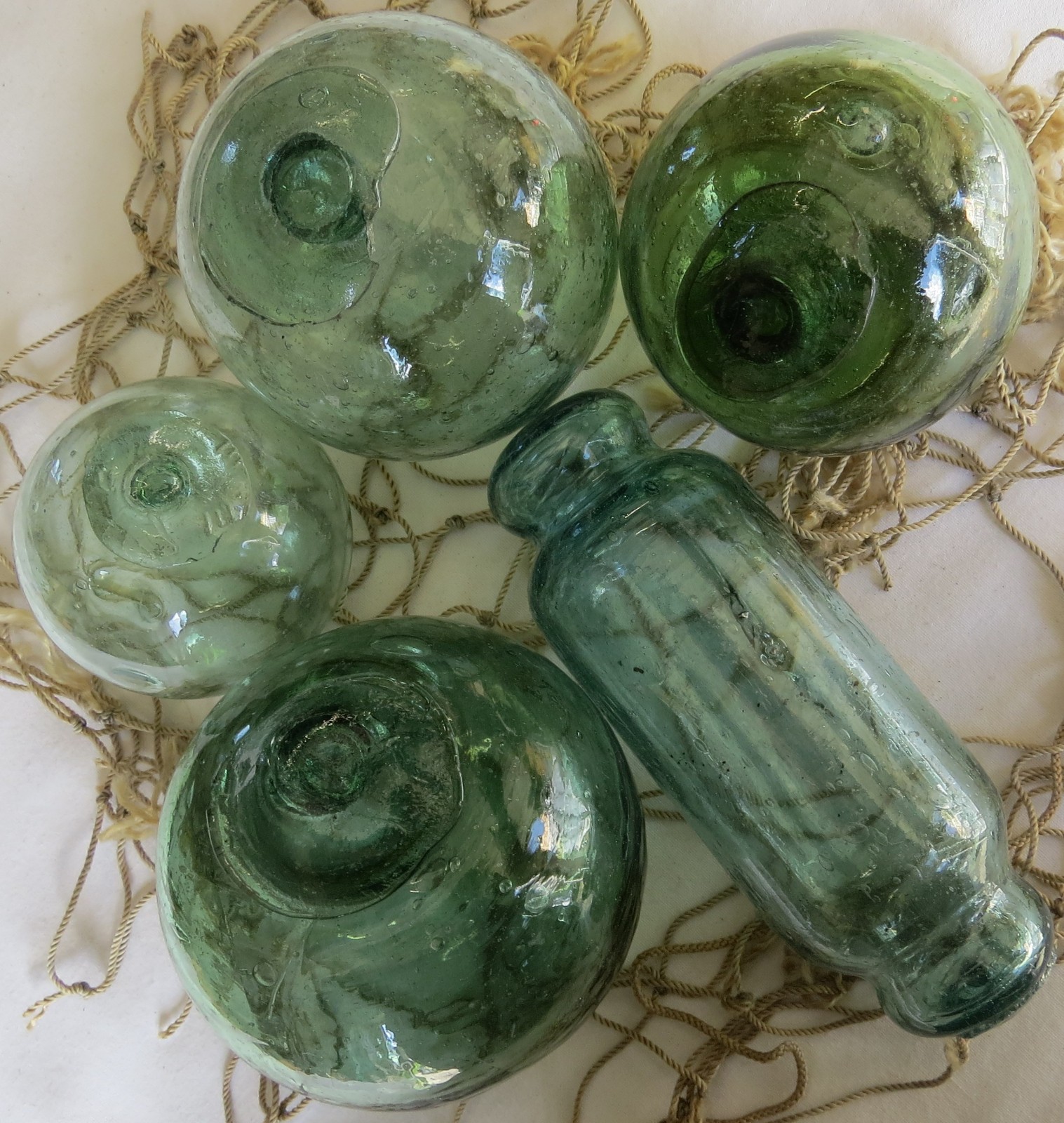 JAPANESE GLASS Fishing FLOATS Mixed Shades & Sizes (5) w/Inclusions Antiques!