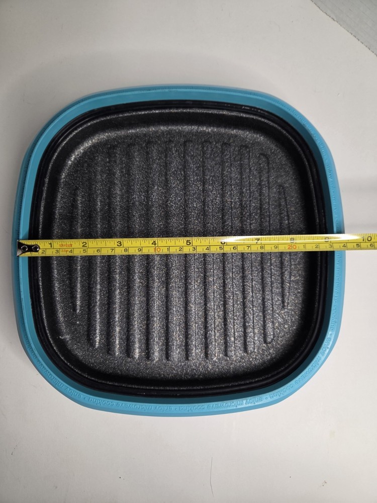 Range Mate Microwave Grill Pan Teal & White With Lid