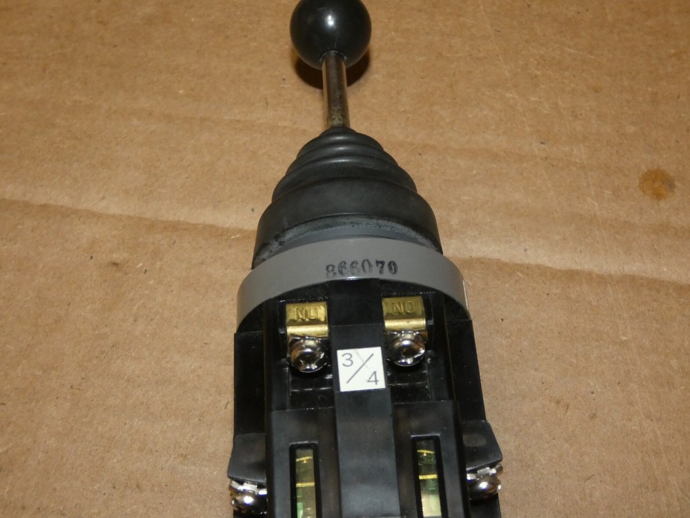 Idec ARN 866070 Joystick Switch