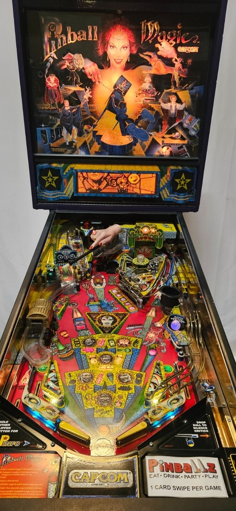 PINBALL MAGIC Pinball Machine - Capcom 1995 - 2110