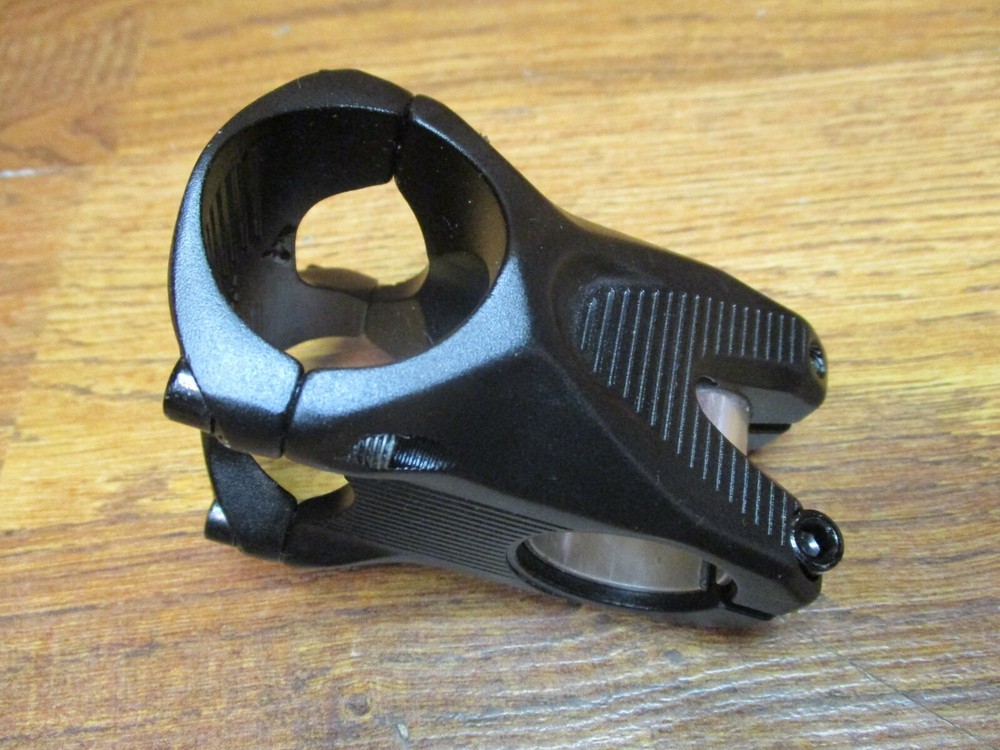 NOS IRD 1 1/8 x 50 x 35 THREADLESS STEM - BLACK