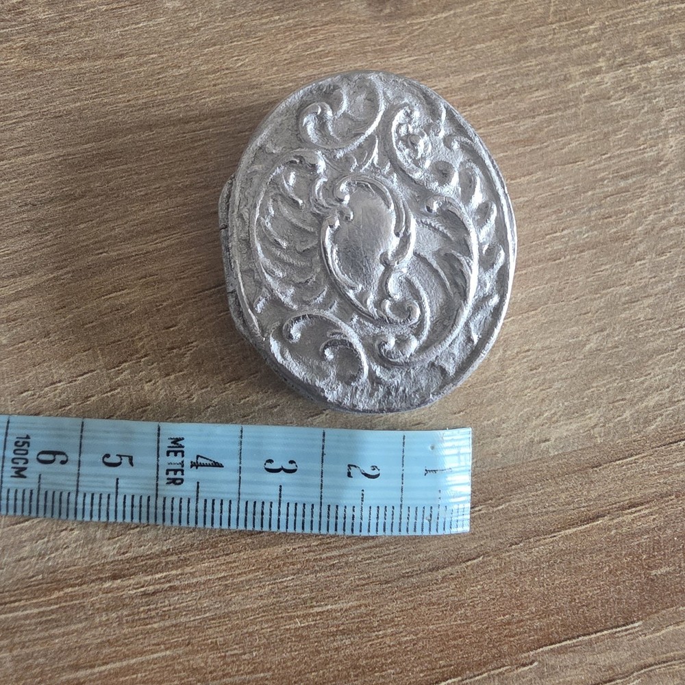 Antique Hallmarked Silver Small Snuff Box