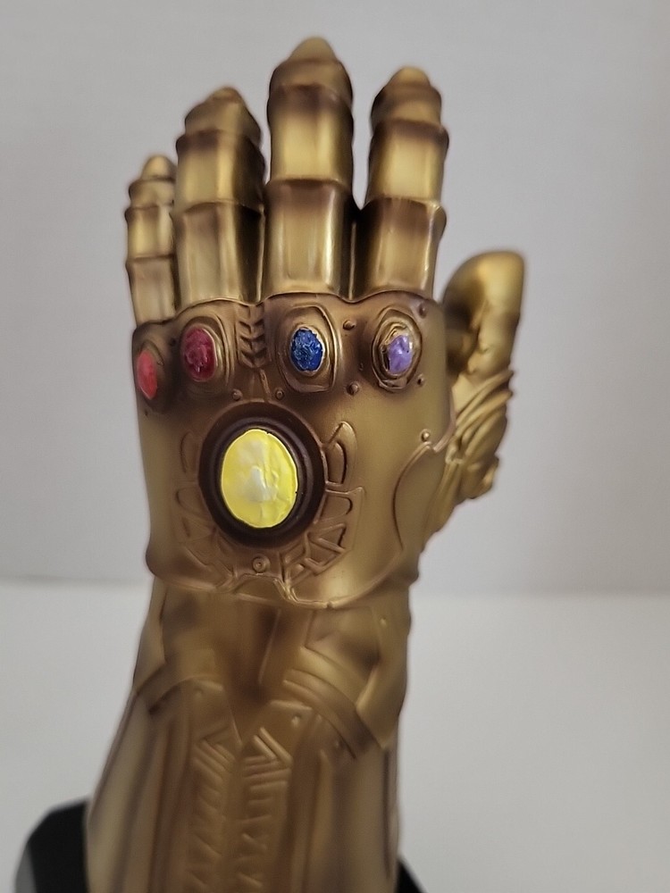 Infinity Gauntlet Marvel Avengers Infinity War Thanos Gauntlet Statue
