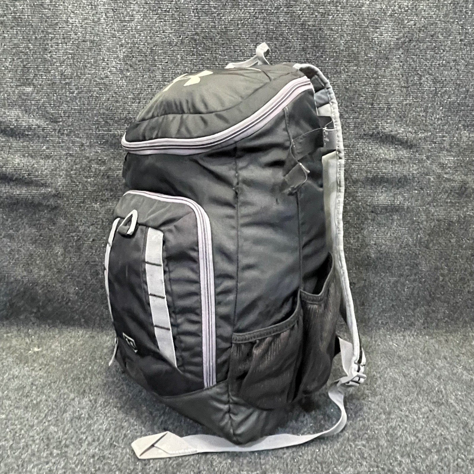 Under Armour UASB-UBP Undeniable Bat Pack Black Baseball Softball Bag Backpack