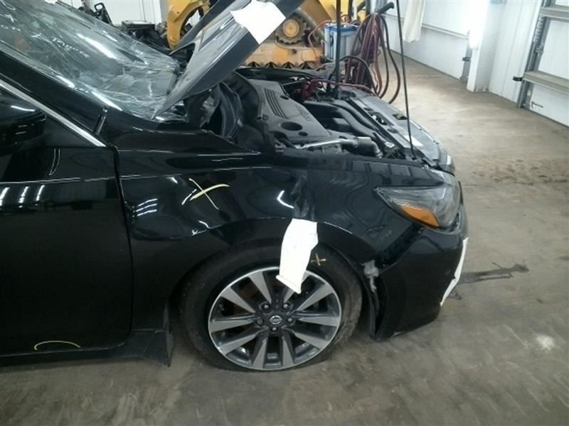 ALTIMA 2017 High Mounted Stop Light 104658355