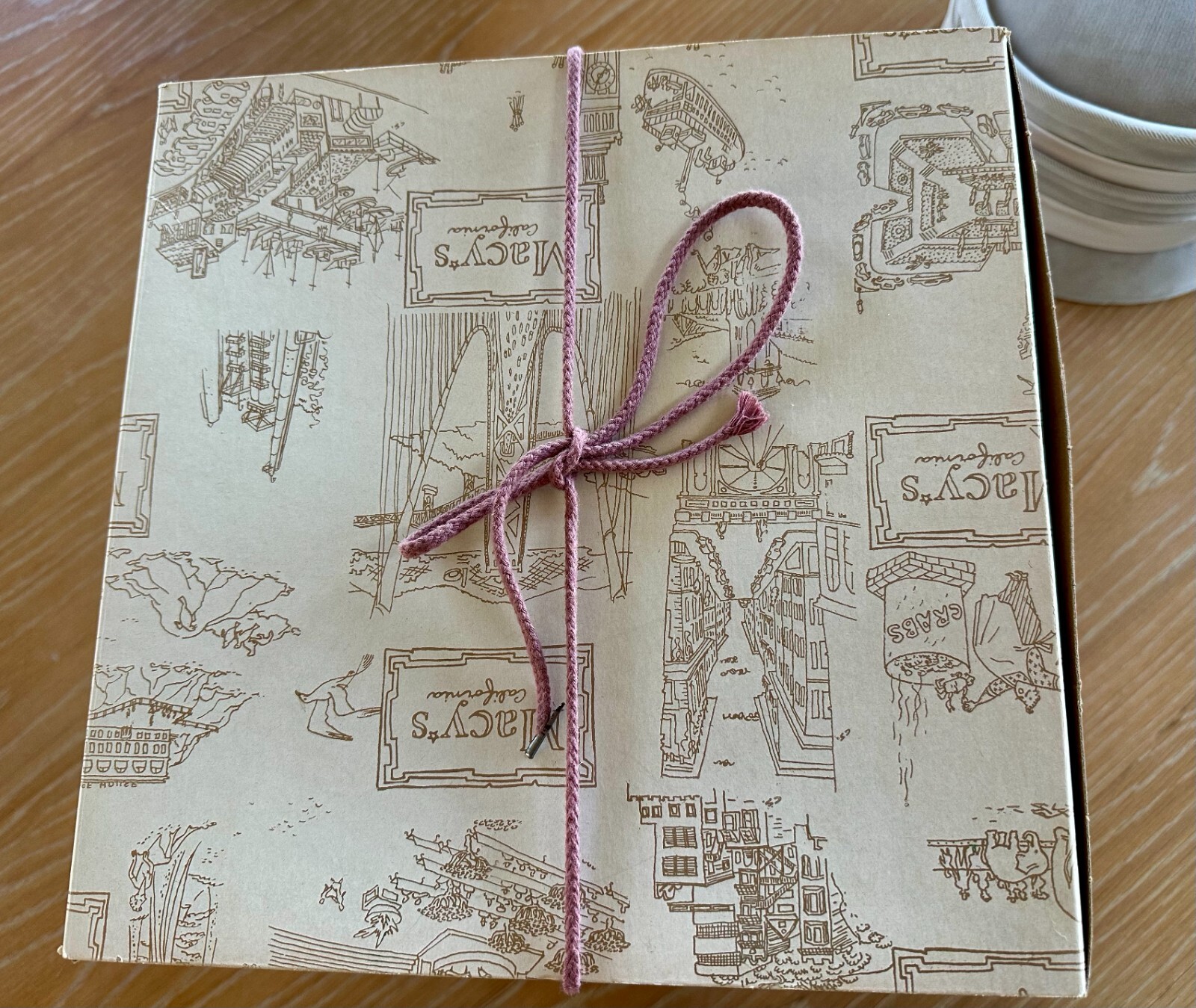 Vtg PILLBOX Hat w/ Original MACY'S Hat Box Beige Velour Tissue Sales Receipt 6"