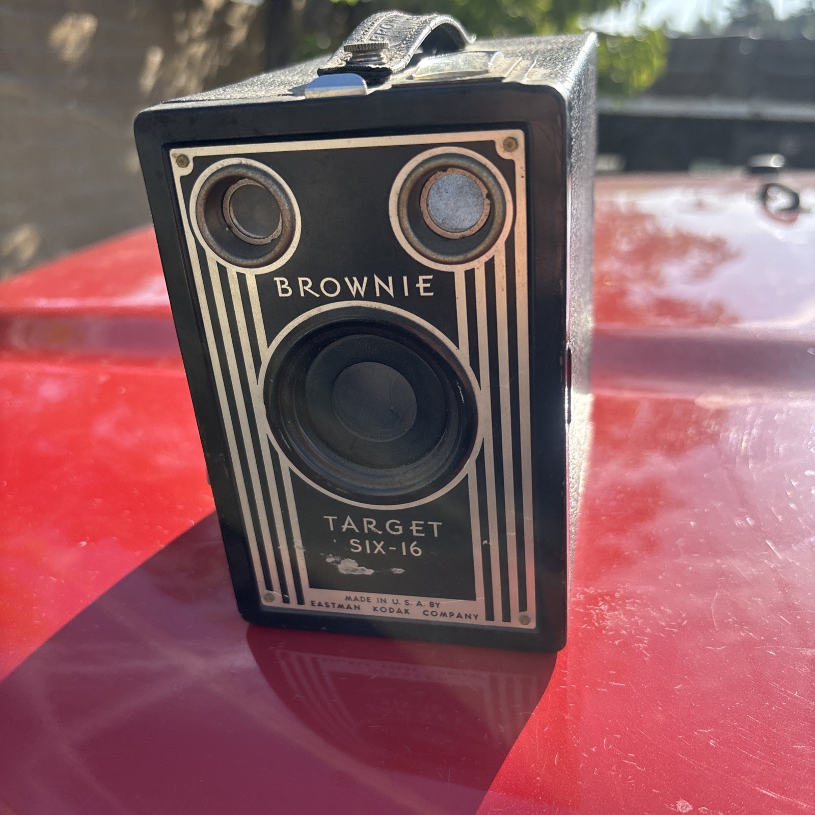 EASTMAN KODAK BROWNIE BOX CAMERA TARGET SIX- 16 VINTAGE ANTIQUE 1946-1951