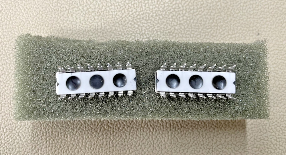Old School Kicker 60Hz Chip, Pair, NOS