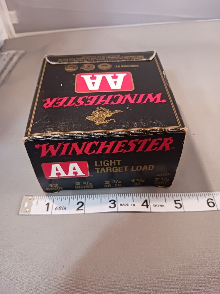 WINCHESTER AA BOX FOR SHOTGUN SHELLS       BOX ONLY