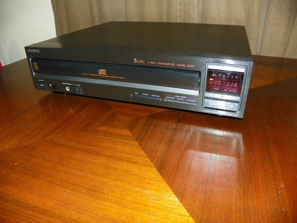 Sony CDP-C305 5 Disc CD Changer Vintage Multi CD Player