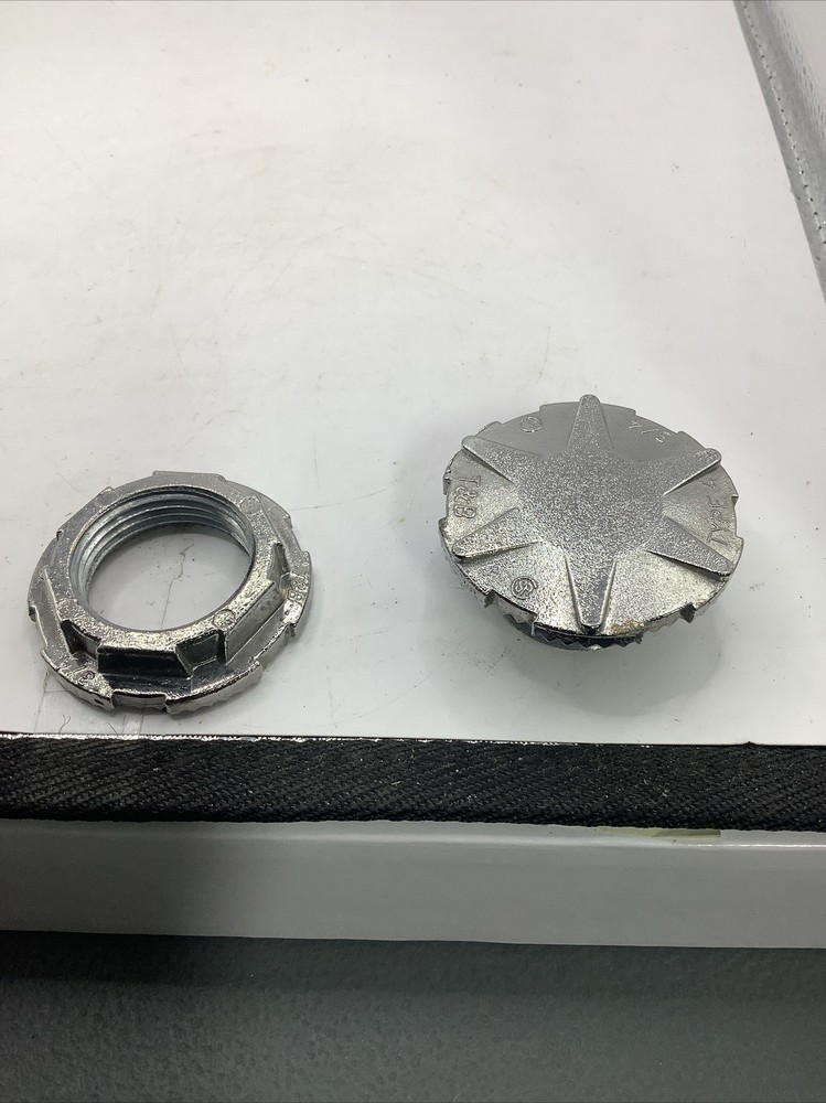 T & B Type 4 Conduit Fitting Cap & Plug 3/4”