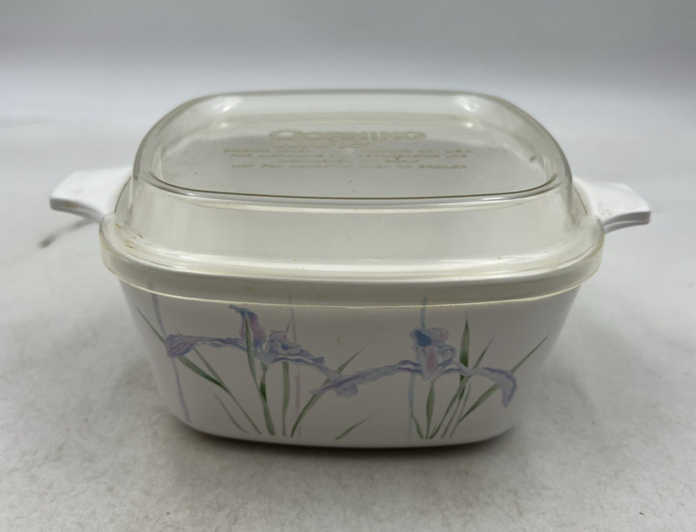 Vintage Corning Ware Casserole Dish "Shadow Iris" W/ Plastic Lid P 43 B