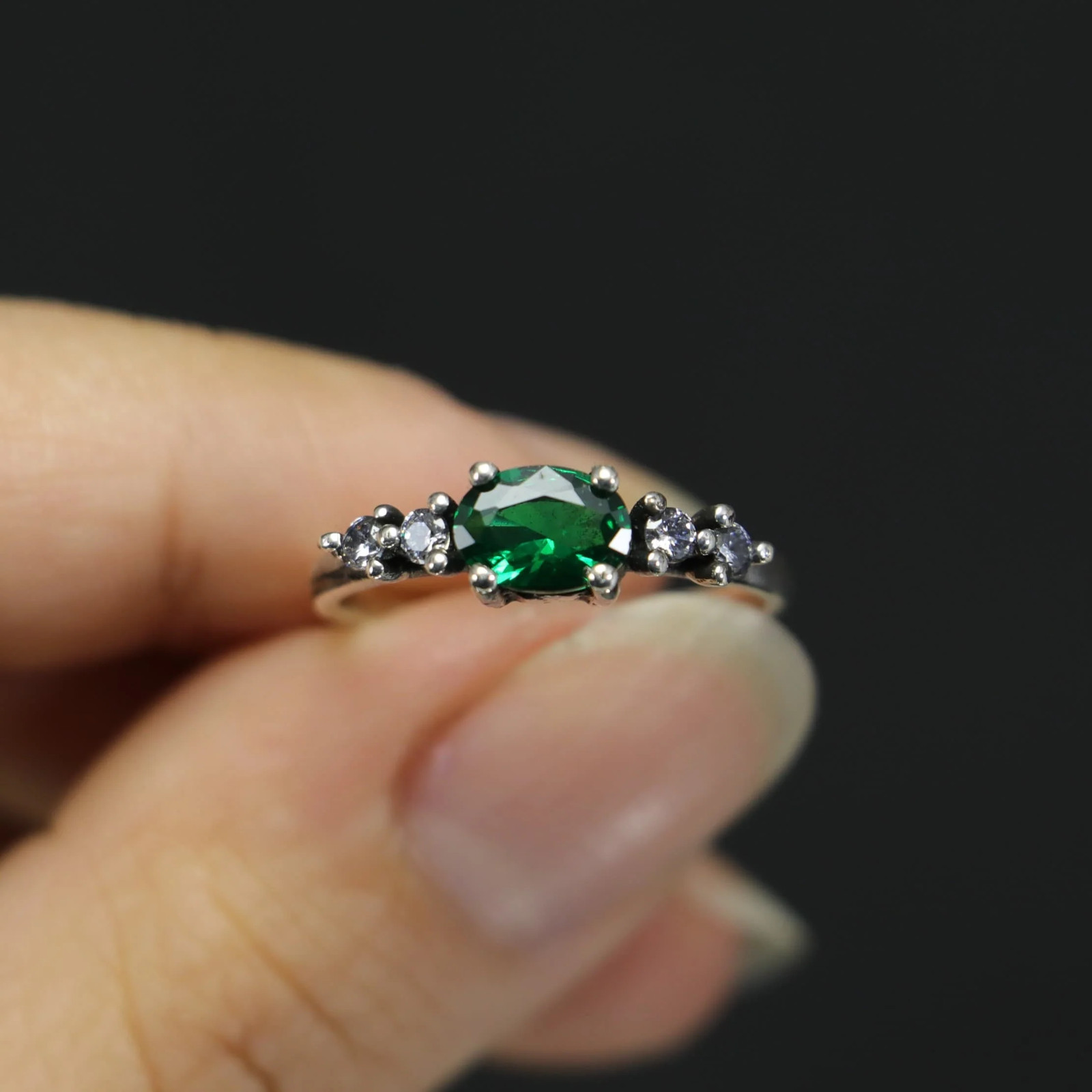 925 Silver Emerald and Moissanite Ring